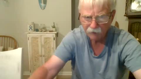 Snapshot of purpleshroom chatting on October 2, 2025, 3:35 am purpleshroom online show from October 2, 2025, 3:35 am