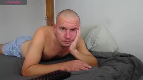 Valdis online show from September 14, 2025, 3:44 pm