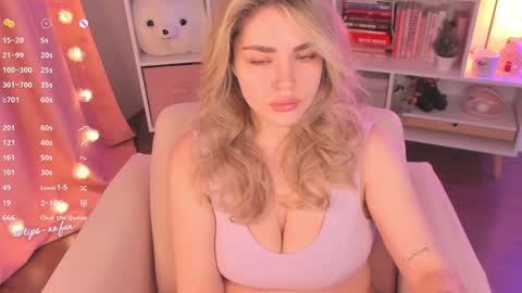 kat follow  online show from December 22, 2024, 6:06 am