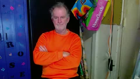 Mark online show from January 30, 2025, 8:21 pm