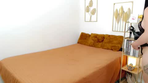 Your sweet Lala online show from November 17, 2025, 4:40 am