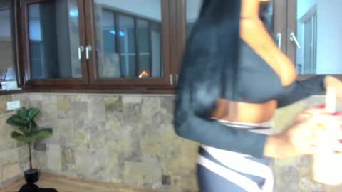 Andreea online show from February 3, 2025, 7:10 pm