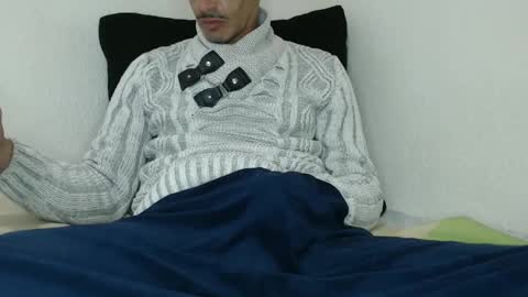 Snapshot of pussyhunterpt chatting on January 25, 2025, 10:07 pm Ruck Fules online show from January 25, 2025, 10:07 pm
