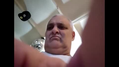 Snapshot of pussylickersticker chatting on November 2, 2025, 12:46 am pussylickersticker online show from November 2, 2025, 12:46 am