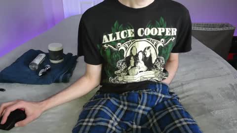 Snapshot of pussylover2182 chatting on December 23, 2024, 7:49 am pussylover2182 online show from December 23, 2024, 7:49 am