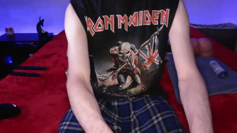 Snapshot of pussylover2182 chatting on March 9, 2025, 6:06 am pussylover2182 online show from March 9, 2025, 6:06 am