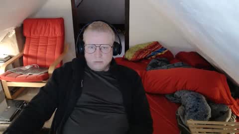 pussylovercb online show from October 27, 2025, 9:13 am