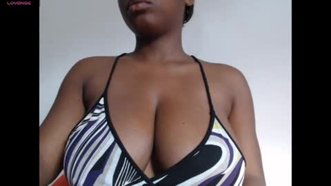 pussyxcockx online show from April 1, 2026, 7:31 am