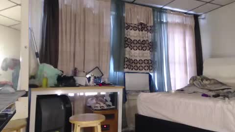 putiputi4u online show from January 4, 2025, 5:16 pm