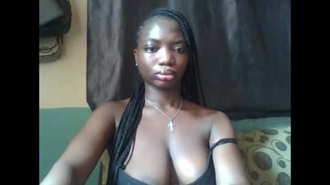 Snapshot of pweedy_ora chatting on May 24, 2026, 10:42 am ora online show from May 24, 2026, 10:42 am