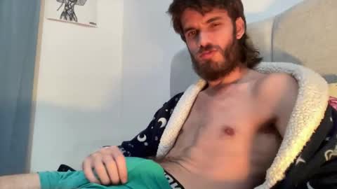 Snapshot of pygmaboy chatting on May 16, 2026, 7:38 am pygmaboy online show from May 16, 2026, 7:38 am