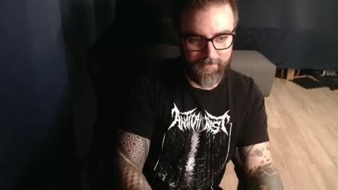 Snapshot of pyroxen chatting on October 2, 2025, 8:16 pm Yog Sothoth online show from October 2, 2025, 8:16 pm