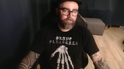 Snapshot of pyroxen chatting on October 8, 2025, 8:50 pm Yog Sothoth online show from October 8, 2025, 8:50 pm