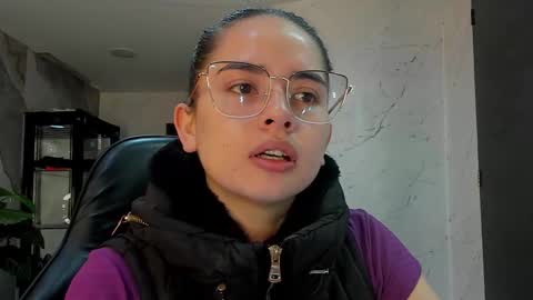 Qetsyah online show from February 7, 2026, 1:48 pm