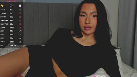 Ana online show from December 18, 2024, 10:24 pm