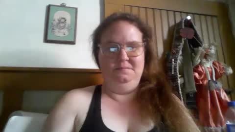 Queenjenny online show from December 16, 2025, 8:14 pm