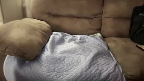 queen69138 online show from February 3, 2026, 6:46 pm