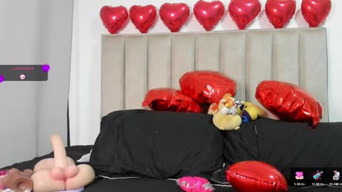  QUEEN ANTONELLA  online show from February 3, 2025, 11:31 am