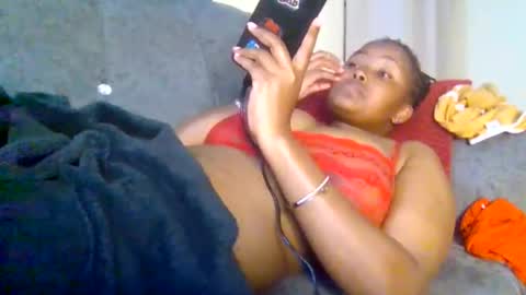 queen_doli online show from May 15, 2026, 10:50 pm