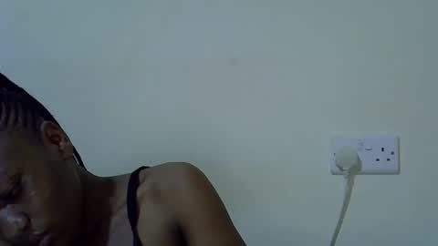 queen_fantacy online show from February 24, 2026, 12:58 pm