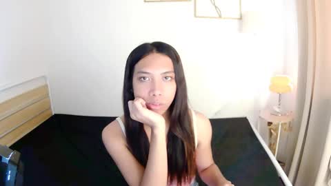 Snapshot of queen_gia chatting on April 28, 2026, 2:27 am queen_gia online show from April 28, 2026, 2:27 am
