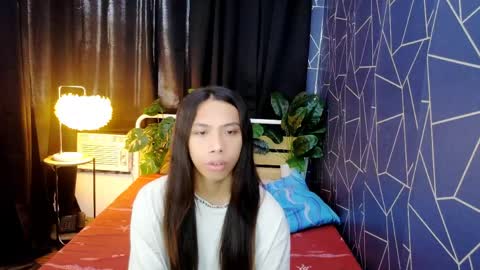 Snapshot of queen_gia chatting on May 4, 2026, 6:42 am queen_gia online show from May 4, 2026, 6:42 am