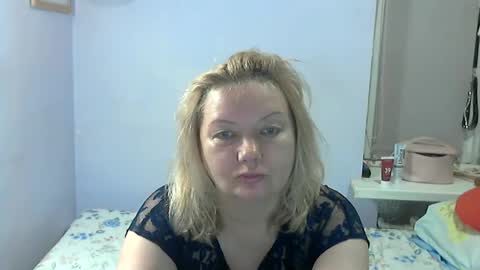 queen_jane8 online show from June 2, 2026, 7:16 pm
