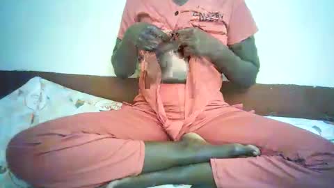queen_joan online show from March 2, 2025, 12:43 pm