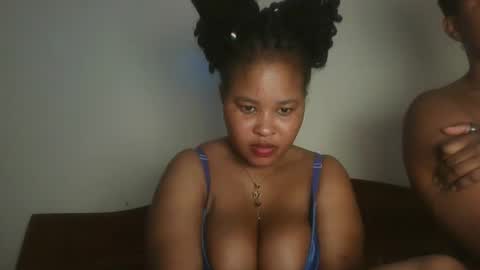 Snapshot of queen_kikih chatting on April 21, 2026, 4:41 am Queen kikih online show from April 21, 2026, 4:41 am