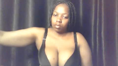 QUEEN online show from February 17, 2026, 3:36 am