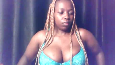 QUEEN online show from May 4, 2026, 3:57 am