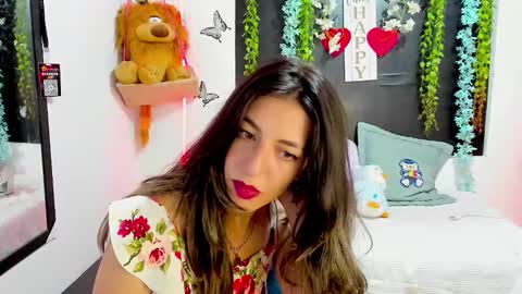 queen_natttyy online show from March 5, 2026, 3:13 am