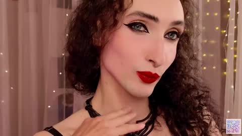 Snapshot of queen_of_tease chatting on October 3, 2025, 8:50 pm queen_of_tease online show from October 3, 2025, 8:50 pm