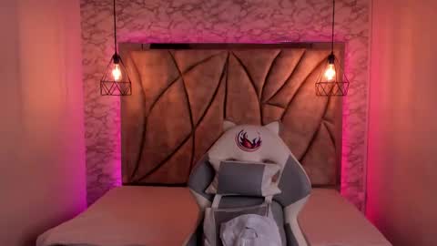 Snapshot of queen_perla_ chatting on January 24, 2025, 11:59 am online show from January 24, 2025, 11:59 am