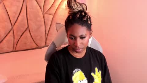 Snapshot of queen_perla_ chatting on January 29, 2025, 9:28 pm online show from January 29, 2025, 9:28 pm