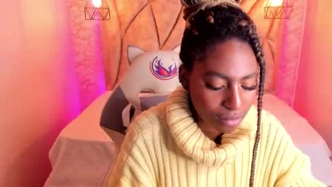 Snapshot of queen_perla_ chatting on January 31, 2025, 4:17 pm online show from January 31, 2025, 4:17 pm