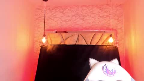 Snapshot of queen_perla_ chatting on February 21, 2025, 6:26 pm online show from February 21, 2025, 6:26 pm