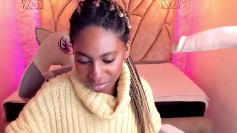 Snapshot of queen_perla_ chatting on February 23, 2025, 6:07 am online show from February 23, 2025, 6:07 am