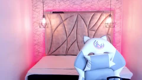 Snapshot of queen_perla_ chatting on March 12, 2025, 11:53 am online show from March 12, 2025, 11:53 am