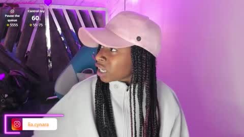 Snapshot of queen_perla_ chatting on September 30, 2025, 11:26 am online show from September 30, 2025, 11:26 am