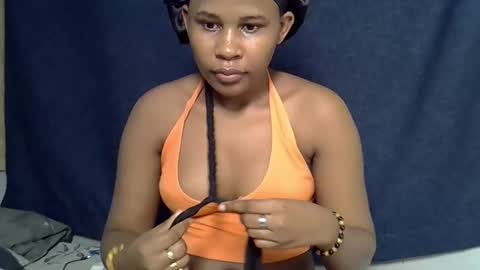 queen_polite online show from February 1, 2026, 7:29 am