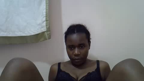 Snapshot of queen_sly chatting on October 10, 2025, 11:37 pm queen_sly online show from October 10, 2025, 11:37 pm