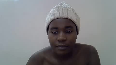 Snapshot of queen_sly chatting on October 16, 2025, 11:11 am queen_sly online show from October 16, 2025, 11:11 am