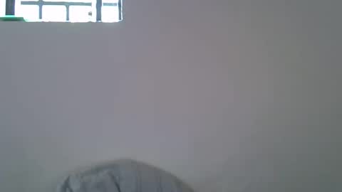 Snapshot of queen_sly chatting on October 19, 2025, 9:43 am queen_sly online show from October 19, 2025, 9:43 am