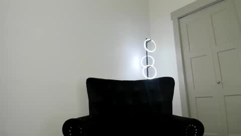 Snapshot of queenb2626 chatting on October 21, 2025, 5:46 pm Queen Blaire online show from October 21, 2025, 5:46 pm