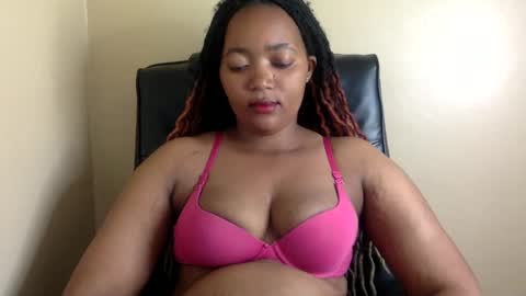 Queenbebony2 online show from December 12, 2024, 7:30 am