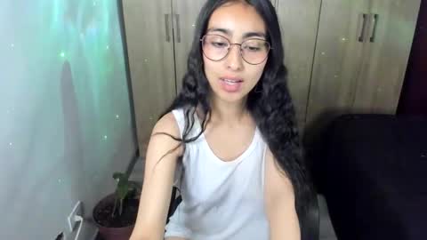 Snapshot of queenbyte_18 chatting on February 24, 2026, 3:26 am queenbyte_18 online show from February 24, 2026, 3:26 am