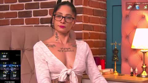 Snapshot of queendiabla chatting on May 31, 2026, 9:27 am Diabla online show from May 31, 2026, 9:27 am