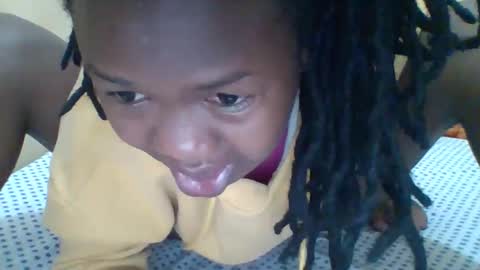 Snapshot of queenleona61 chatting on March 23, 2026, 3:43 am queenleona61 online show from March 23, 2026, 3:43 am