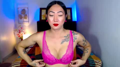 Snapshot of queenmistressts chatting on February 11, 2025, 11:43 am QUEEN online show from February 11, 2025, 11:43 am